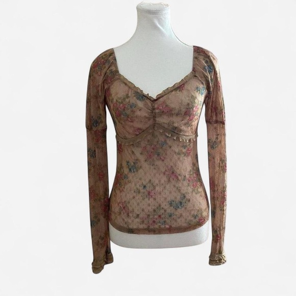 Express Tops - Express Lace Top in Cream